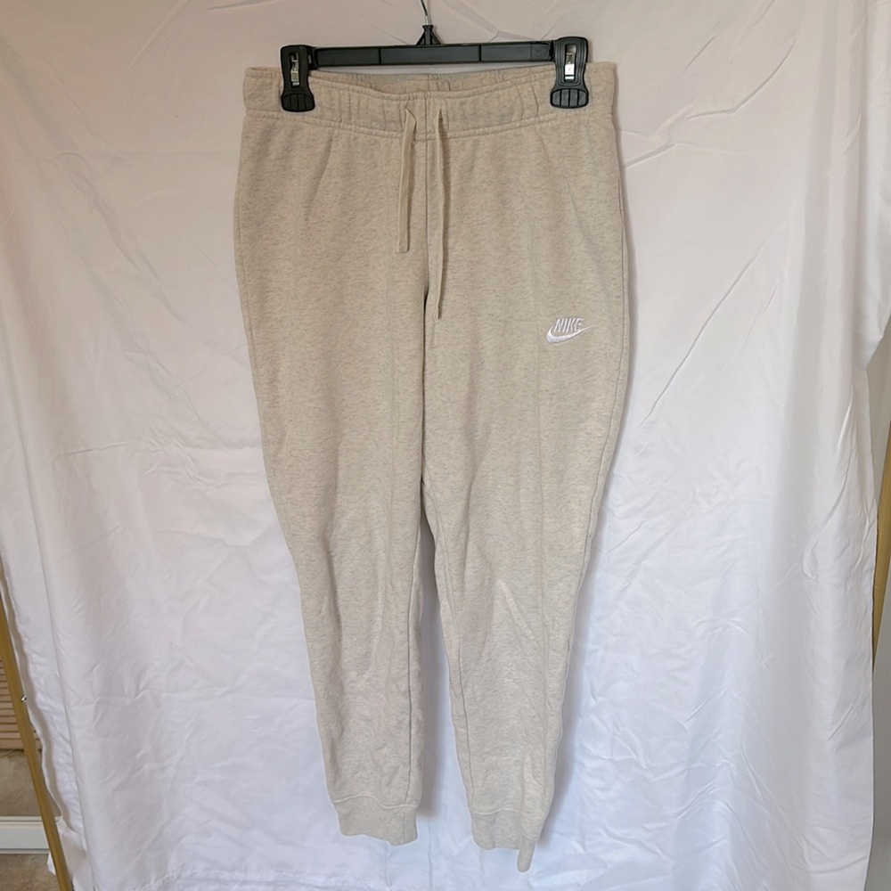 Nike Women’s Jogger Sweatpants